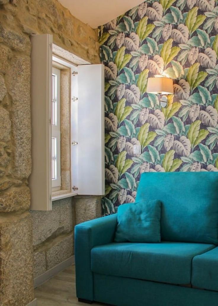 União das freguesias de Cedofeita, Santo Ildefonso, Sé, Miragaia, São Nicolau e Vitória, Porto에 위치한 Building Rua do Bonjardim - alojamento-ideal - 1465784 유닛의 세련된 인테리어가 돋보이는 거실