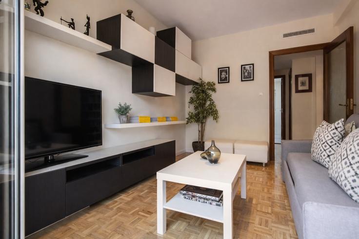 Salamanca, Madrid에 위치한 Building Calle Otero - alterhomes - 1268618 - MAD 유닛의 세련된 인테리어가 돋보이는 거실