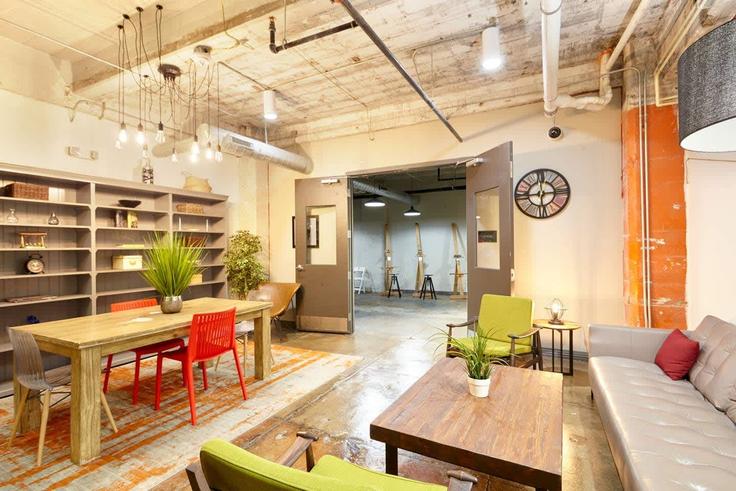 Dallas DallasのBuilding South Ervay Street - amyfinehousestr - 1297787 - DFWのアパートメントにある、モダンな家具を備えたエレガントなデザインのリビングルーム
