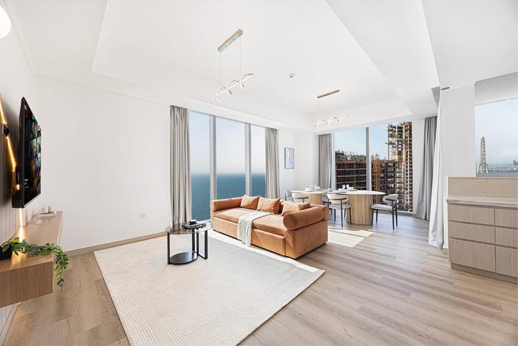 Building Tariaq Bedon Esm - arabnb-vacation-home-rentals-1 - 1635748 adresindeki bir dairede modern mobilyalarla zarif bir şekilde tasarlanmış oturma odası Dubai Marina, Dubai Building Tariaq Bedon Esm - arabnb-vacation-home-rentals-1 - 1635748 adresindeki bir dairede modern mobilyalarla zarif bir şekilde tasarlanmış oturma odası Dubai Marina, Dubai