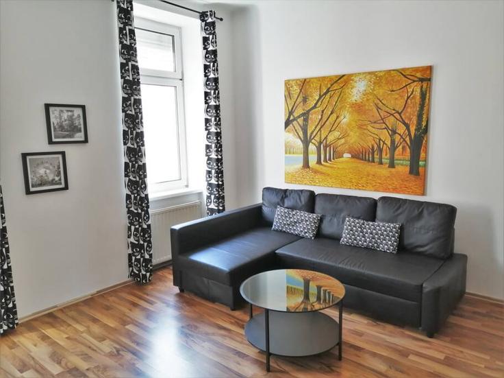 2 bedroom furnished apartment in Arnsteingasse 1046191P, Vienna, Vienna, photo 1
