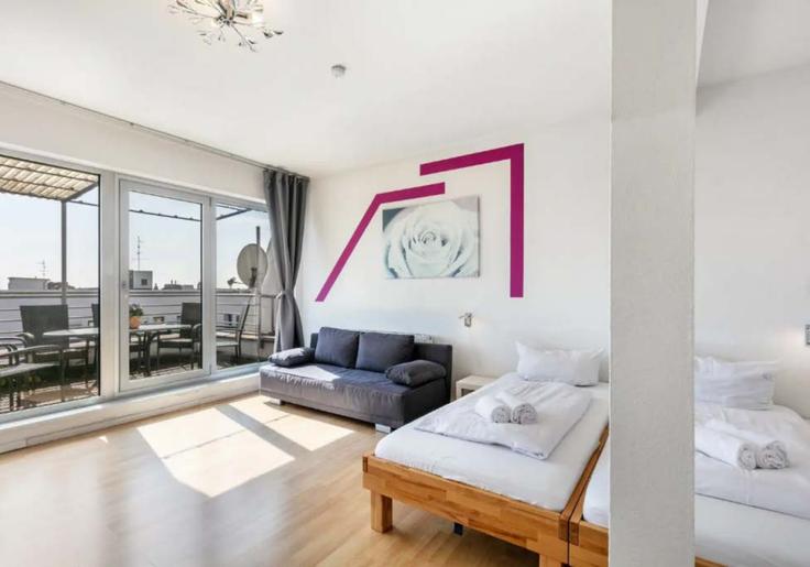 Tempelhofer Dammにある4件の寝室・家具付きアパート（1250882P、Berlin、Berlin）写真 1枚