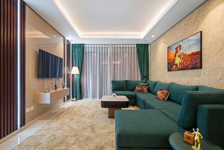 Business Bay, Dubai에 위치한 Building Al Mustaqbal Street - aurora - 1499265 유닛의 세련된 인테리어가 돋보이는 거실 Business Bay, Dubai에 위치한 Building Al Mustaqbal Street - aurora - 1499265 유닛의 세련된 인테리어가 돋보이는 거실