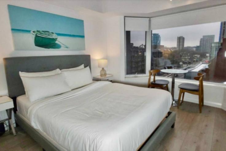 Studio furnished apartment in Yorkville Avenue 1559012P, Old Toronto, Toronto, photo 1