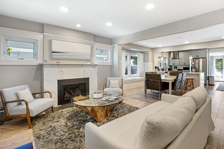 Salle de séjour élégante avec mobilier moderne dans un appartement à Building 30th Street - avantstay - 1052968 - SAN à San Diego, San Diego Salle de séjour élégante avec mobilier moderne dans un appartement à Building 30th Street - avantstay - 1052968 - SAN à San Diego, San Diego