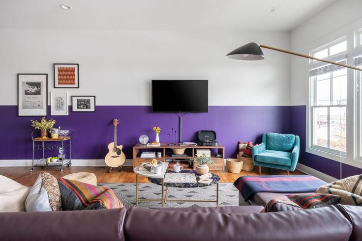 Nashville, Nashville 소재 Building Monroe Street - avantstay - 1028313 - BNA 유닛에 마련된, 현대적인 가구로 꾸며진 우아한 디자인의 거실