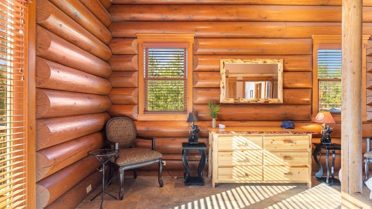 Building Eagle Ridge - avantstay - 1028340 - LAX adresindeki bir dairede modern mobilyalarla zarif bir şekilde tasarlanmış oturma odası Big Bear Lake, Big Bear Lake