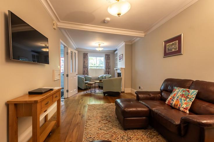 photo 1 photo 1