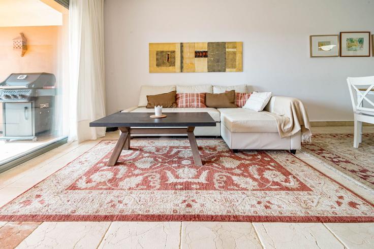 Building Calle Pico Alcazaba - b06855001 - 1492730 adresindeki bir dairede modern mobilyalarla zarif bir şekilde tasarlanmış oturma odası Estepona, Estepona