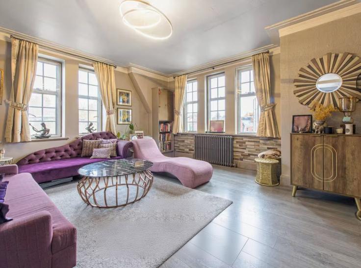 Elegantly designed living room with modern furnishings in an apartment at Building Finchley Road - balloon-bnb - 1357366 in London Borough of Camden, London