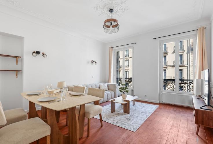 Sala de estar elegantemente projetada com móveis modernos em um apartamento no Building Rue de Maubeuge - bauvaut-88 - 1585462 em 10th arrondissement, Paris Sala de estar elegantemente projetada com móveis modernos em um apartamento no Building Rue de Maubeuge - bauvaut-88 - 1585462 em 10th arrondissement, Paris