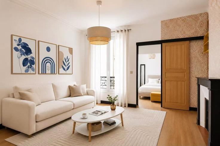Building Rue des Saussaies - bauvaut-88 - 1591579 adresindeki bir dairede modern mobilyalarla zarif bir şekilde tasarlanmış oturma odası 8th arrondissement of Paris, Paris Building Rue des Saussaies - bauvaut-88 - 1591579 adresindeki bir dairede modern mobilyalarla zarif bir şekilde tasarlanmış oturma odası 8th arrondissement of Paris, Paris