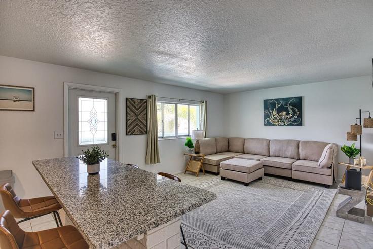 Cozinha funcional e elegante com equipamentos de última geração em apartamento de alto padrão no Building Ridgewood Avenue - beachside - 1044380 em Cape Canaveral, Cape Canaveral Cozinha funcional e elegante com equipamentos de última geração em apartamento de alto padrão no Building Ridgewood Avenue - beachside - 1044380 em Cape Canaveral, Cape Canaveral