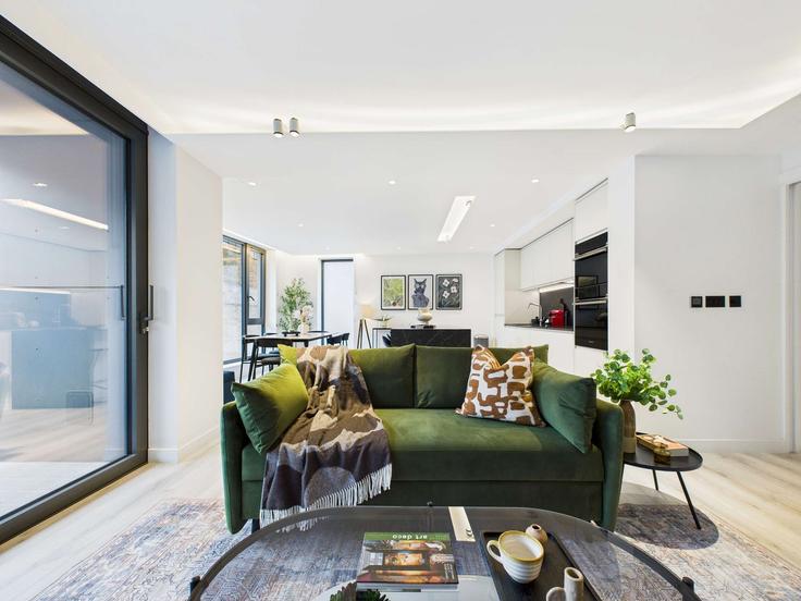 Elegante sala de estar con mobiliario moderno en un apartamento en Building Borough High Street - belondon - 1344545 en London Borough of Southwark, London