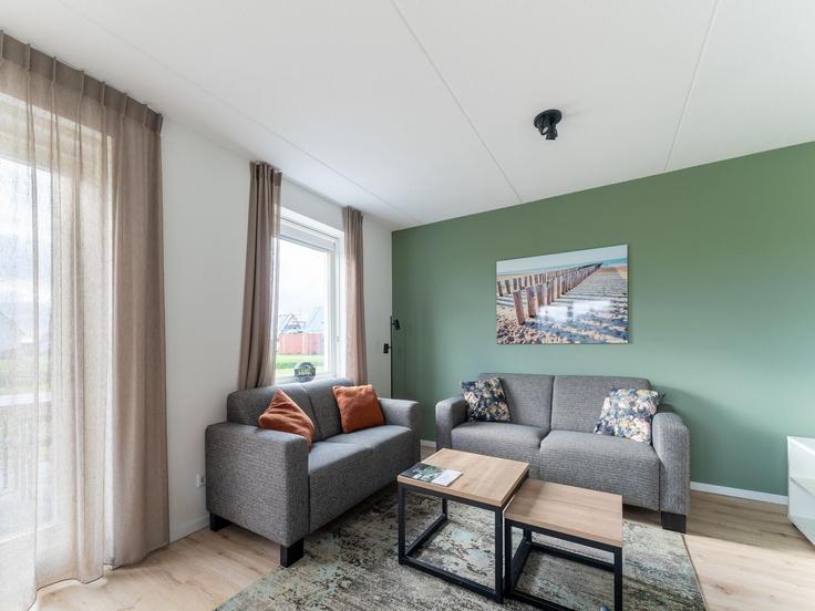 Salle de séjour élégante avec mobilier moderne dans un appartement à Building Gorishoeksedijk - belvilla-ag-dancenter-as - 1561451 à Scherpenisse, Scherpenisse Salle de séjour élégante avec mobilier moderne dans un appartement à Building Gorishoeksedijk - belvilla-ag-dancenter-as - 1561451 à Scherpenisse, Scherpenisse