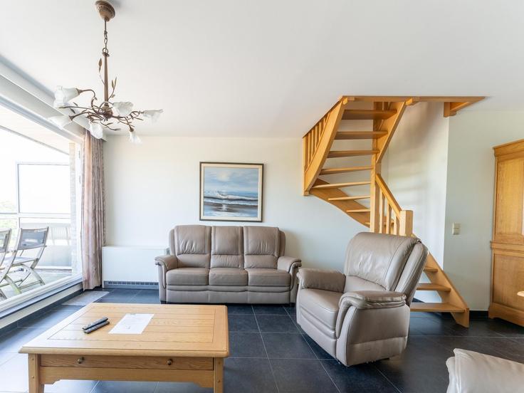 Building Duinenstraat - belvilla-ag-dancenter-as - 1443390 adresindeki bir dairede modern mobilyalarla zarif bir şekilde tasarlanmış oturma odası Bredene, Bredene