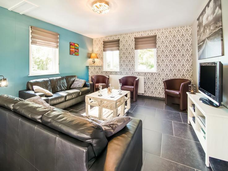 photo 1 photo 1