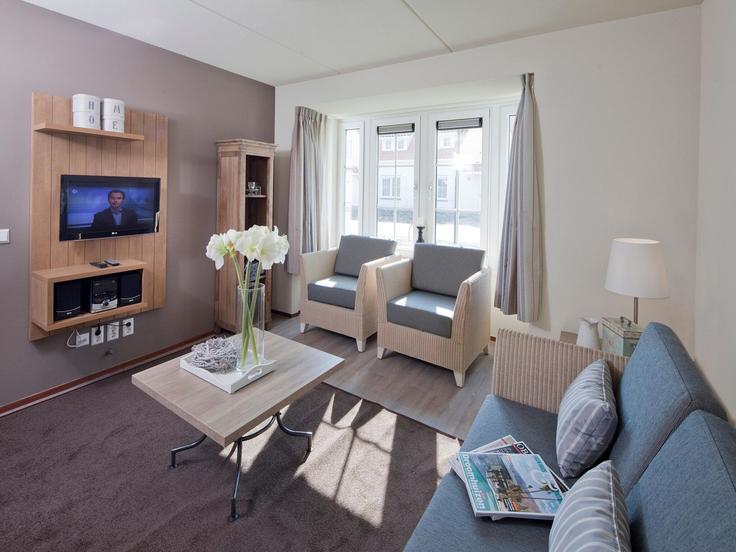 Elegant gestaltetes Wohnzimmer mit moderner Einrichtung in einer Wohnung im Building Laan van Cavelot - belvilla-ag-dancenter-as - 1443590 in Cadzand, Cadzand Elegant gestaltetes Wohnzimmer mit moderner Einrichtung in einer Wohnung im Building Laan van Cavelot - belvilla-ag-dancenter-as - 1443590 in Cadzand, Cadzand