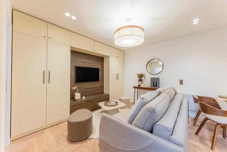Elegante sala de estar con mobiliario moderno en un apartamento en Building Passage de la Fonderie - belvilla-ag-dancenter-as - 1446112 en 11th arrondissement, Paris Elegante sala de estar con mobiliario moderno en un apartamento en Building Passage de la Fonderie - belvilla-ag-dancenter-as - 1446112 en 11th arrondissement, Paris