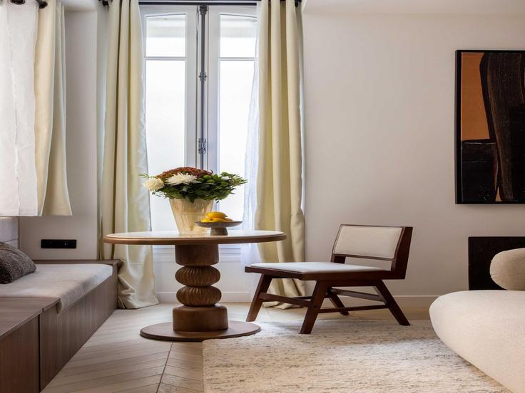 Sala de estar elegantemente projetada com móveis modernos em um apartamento no Building Boulevard Malesherbes - belvilla-ag-dancenter-as - 1414412 em 8th arrondissement, Paris