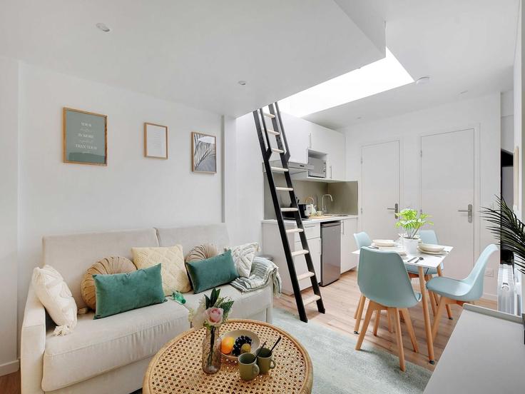 Elegante sala de estar con mobiliario moderno en un apartamento en Building Avenue Eugène Thomas - belvilla-ag-dancenter-as - 1408319 en Le Kremlin-Bicêtre, Le Kremlin-Bicêtre