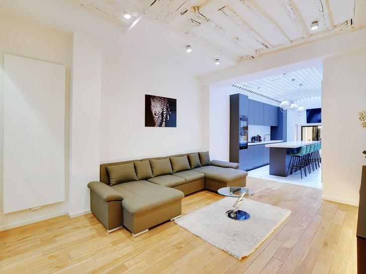 2nd arrondissement, Paris에 위치한 Building Rue d'Aboukir - belvilla-ag-dancenter-as - 1394633 유닛의 세련된 인테리어가 돋보이는 거실