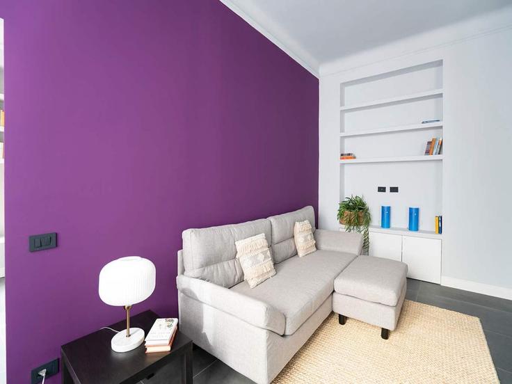 Milan, Milan에 위치한 Building Via Lomellina - belvilla-ag-dancenter-as - 1412074 유닛의 세련된 인테리어가 돋보이는 거실 Milan, Milan에 위치한 Building Via Lomellina - belvilla-ag-dancenter-as - 1412074 유닛의 세련된 인테리어가 돋보이는 거실