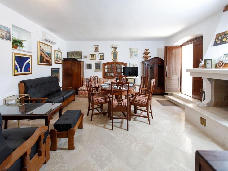 Salle de séjour élégante avec mobilier moderne dans un appartement à Building Novi put - belvilla-ag-dancenter-as - 1393728 à Bol, Bol Salle de séjour élégante avec mobilier moderne dans un appartement à Building Novi put - belvilla-ag-dancenter-as - 1393728 à Bol, Bol