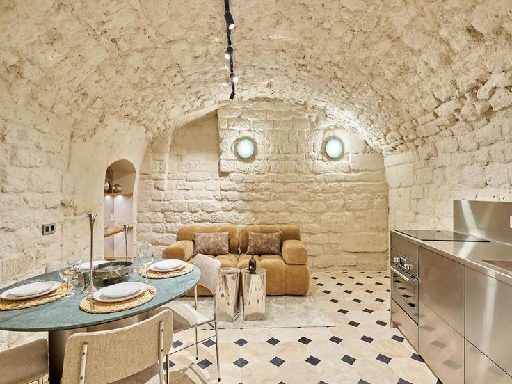 Salle de séjour élégante avec mobilier moderne dans un appartement à Building Rue de Turenne - belvilla-ag-dancenter-as - 1414448 à 3rd arrondissement, Paris Salle de séjour élégante avec mobilier moderne dans un appartement à Building Rue de Turenne - belvilla-ag-dancenter-as - 1414448 à 3rd arrondissement, Paris