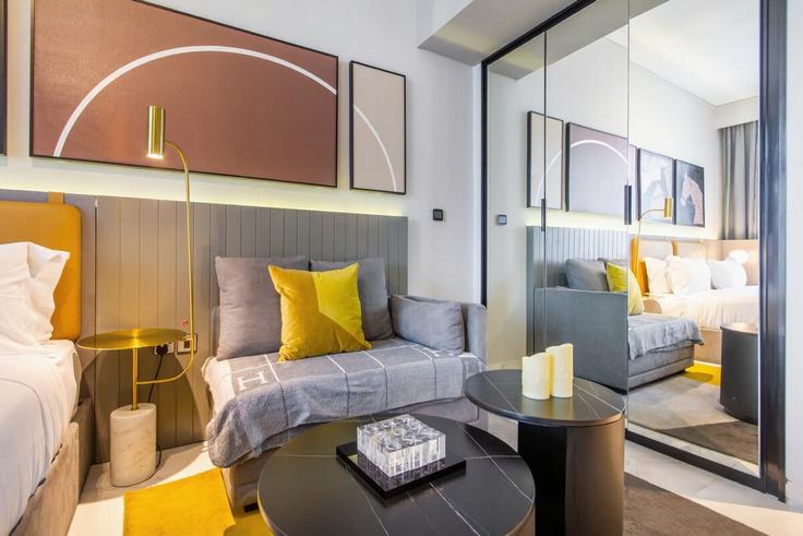 Burj Khalifa, Dubai 소재 Building Dubai Fountain Street - bespokeresidences - 1369900 유닛에 마련된, 현대적인 가구로 꾸며진 우아한 디자인의 거실