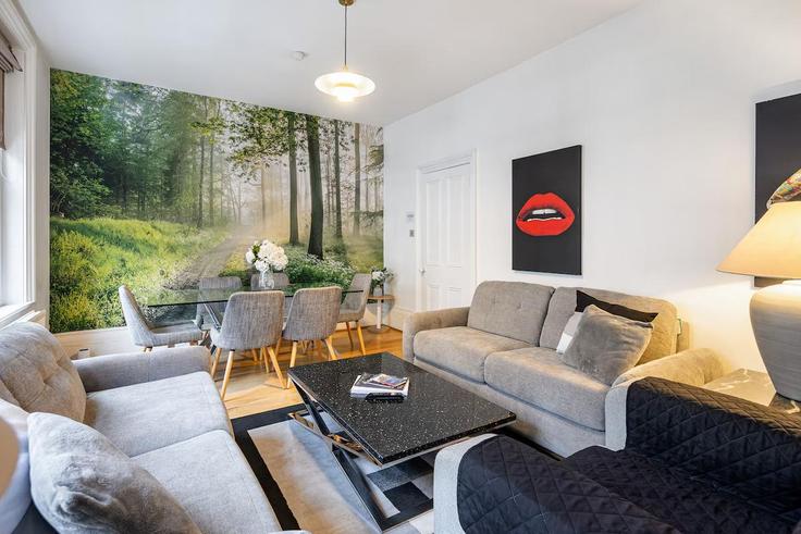 Building Gosfield Street - big-ben-stays - 1436128 adresindeki bir dairede modern mobilyalarla zarif bir şekilde tasarlanmış oturma odası City of Westminster, London Building Gosfield Street - big-ben-stays - 1436128 adresindeki bir dairede modern mobilyalarla zarif bir şekilde tasarlanmış oturma odası City of Westminster, London