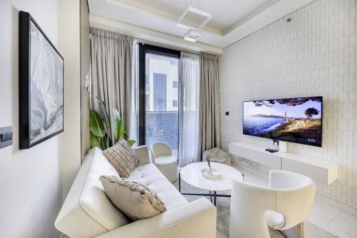 Building Hessa Street - bloomfields-holiday-home - 1475101 adresindeki bir dairede modern mobilyalarla zarif bir şekilde tasarlanmış oturma odası Al Hebiah Second, Dubai