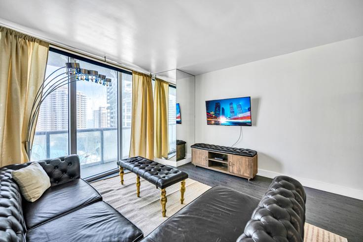 Salle de séjour élégante avec mobilier moderne dans un appartement à Building Brickell Avenue - blues-vacation-rentals-llc - 1524688 à Miami, Miami Salle de séjour élégante avec mobilier moderne dans un appartement à Building Brickell Avenue - blues-vacation-rentals-llc - 1524688 à Miami, Miami
