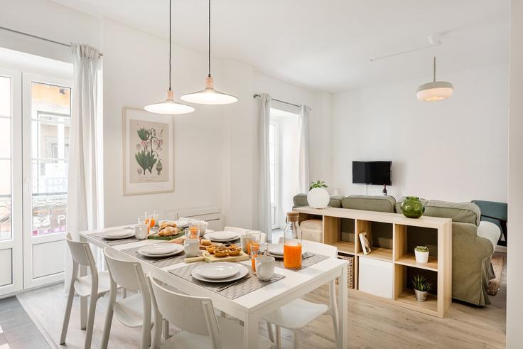3 bedroom furnished apartment in Rua da Atalaia 1256553P, Misericórdia, Lisbon, photo 1