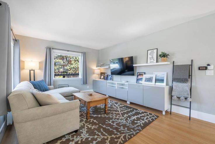 West Green Lake Drive Northにある3件の寝室・家具付きアパート(1019190P、Seattle、Seattle)写真 1枚 West Green Lake Drive Northにある3件の寝室・家具付きアパート(1019190P、Seattle、Seattle)写真 1枚