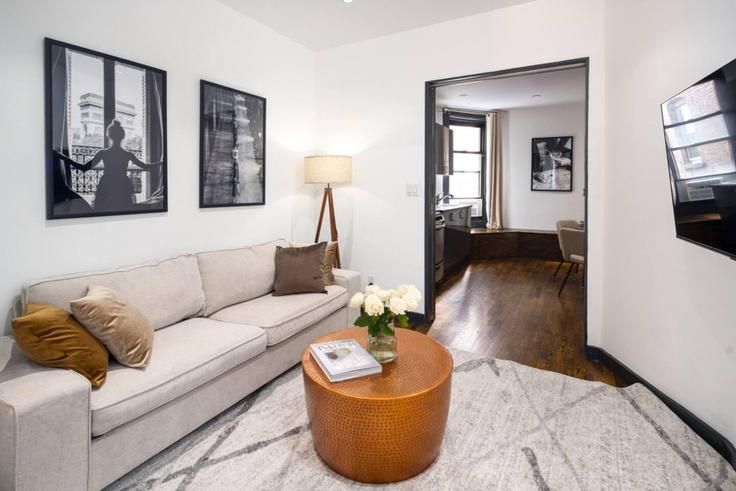 3 apartamento de un dormitorio amueblado en E 87th St 407782P , Upper East Side, New York, foto 1