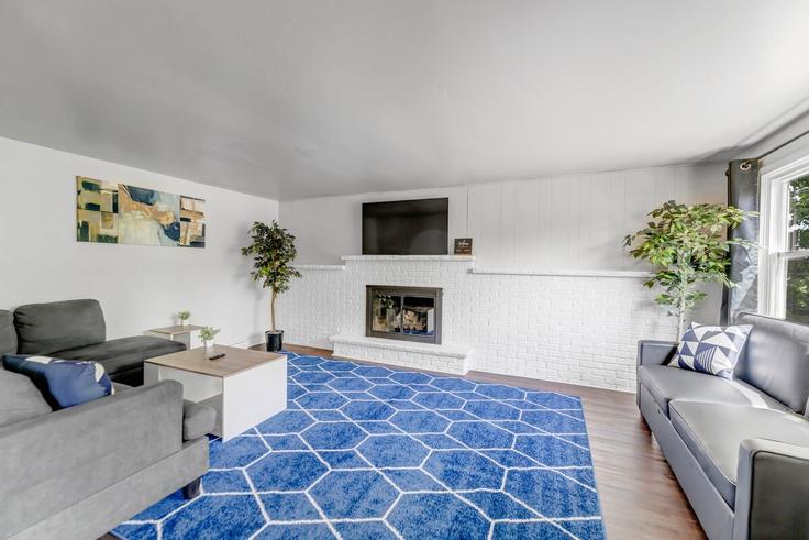 Hamburg HamburgのBuilding Camp Road - buffalo-corporate-housing-llc - 1473302のアパートメントにある、モダンな家具を備えたエレガントなデザインのリビングルーム