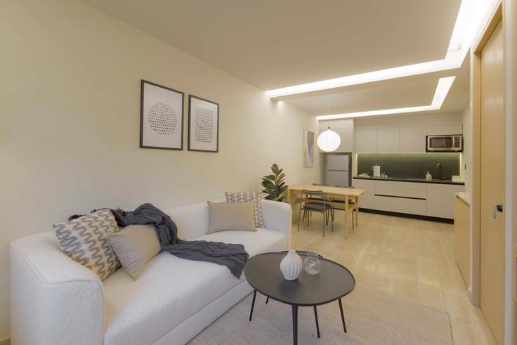 Mexico City, Mexico City에 위치한 Building Avenida Ejército Nacional Mexicano - capitalia - 1018092 아파트의 세련된 인테리어가 돋보이는 거실 Mexico City, Mexico City에 위치한 Building Avenida Ejército Nacional Mexicano - capitalia - 1018092 아파트의 세련된 인테리어가 돋보이는 거실