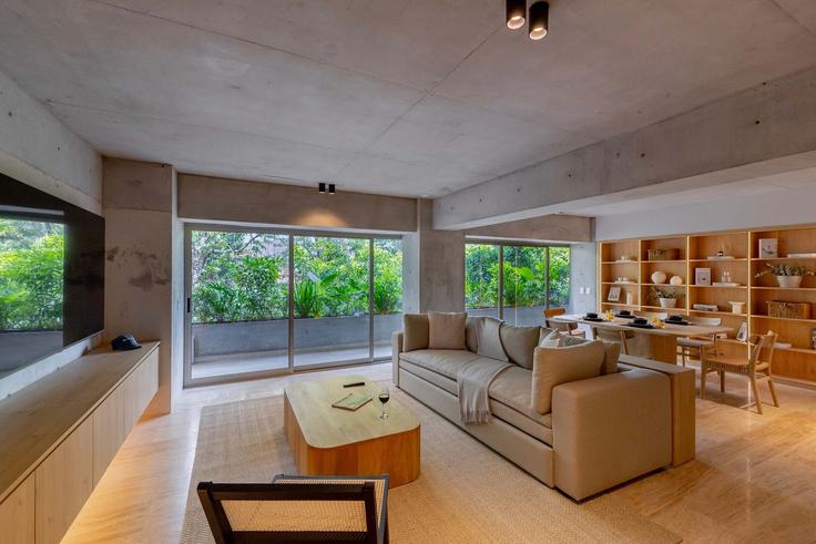 Elegante sala de estar con mobiliario moderno en un apartamento en Building Avenida Sonora - capitalia - 1639092 en Mexico City, Mexico City Elegante sala de estar con mobiliario moderno en un apartamento en Building Avenida Sonora - capitalia - 1639092 en Mexico City, Mexico City