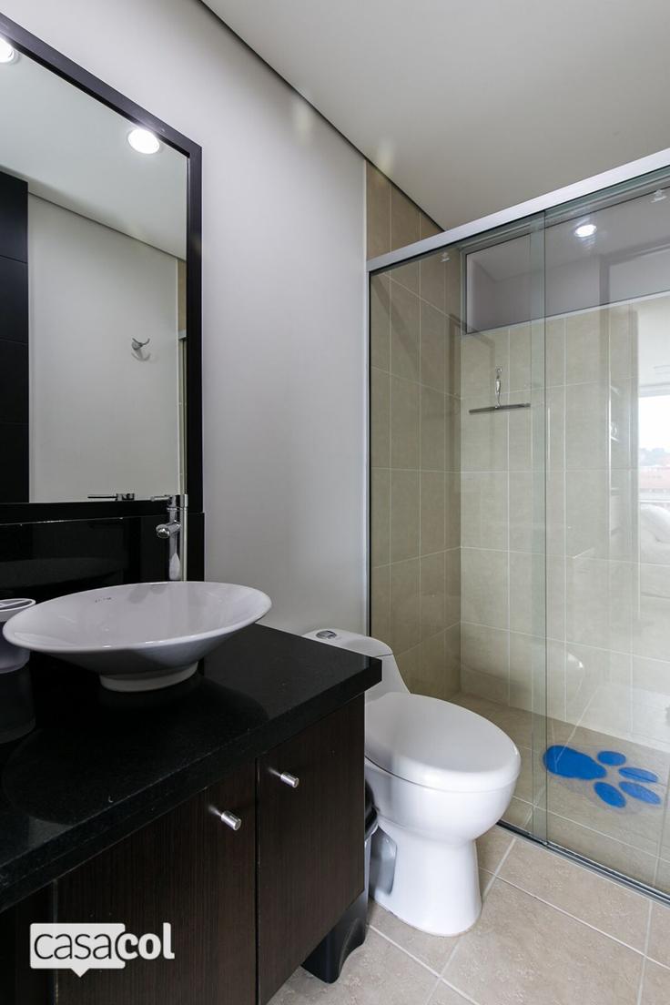 Raffiniertes und schön gestaltetes Bad mit raffinierten Akzenten im Building Calle 3 Sur - casacol - 1321220 in El Poblado, Medellín