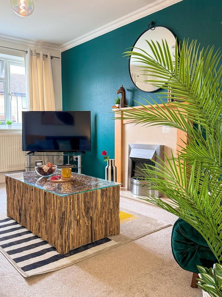 Salle de séjour élégante avec mobilier moderne dans un appartement à Building Drummond Court - ccp-stays - 1696970 à Bristol, Bristol