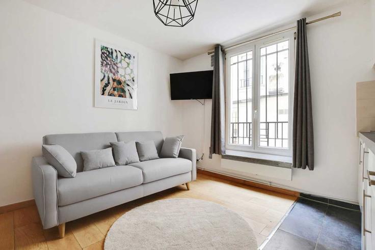 11th arrondissement, Paris에 위치한 Building Rue de Montreuil - checkmyguest - 1350318 유닛의 세련된 인테리어가 돋보이는 거실