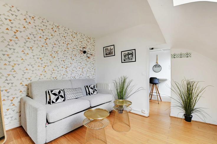 Salle de séjour élégante avec mobilier moderne dans un appartement à Building Rue du Faubourg Saint-Antoine - checkmyguest - 1350741 à 11th arrondissement, Paris Salle de séjour élégante avec mobilier moderne dans un appartement à Building Rue du Faubourg Saint-Antoine - checkmyguest - 1350741 à 11th arrondissement, Paris