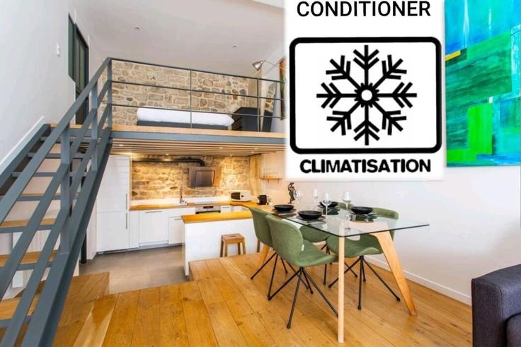 Paris 10th arrondissementのBuilding Rue du Faubourg Saint-Martin - checkmyguest - 1350242のアパートメントにある、モダンな家具を備えたエレガントなデザインのリビングルーム