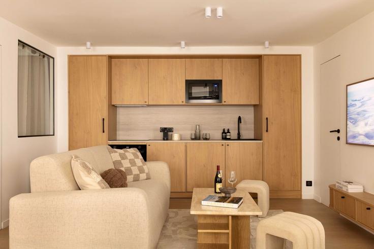 10th arrondissement, Paris에 위치한 Building Rue René Boulanger - checkmyguest - 1348845 아파트의 세련된 인테리어가 돋보이는 거실