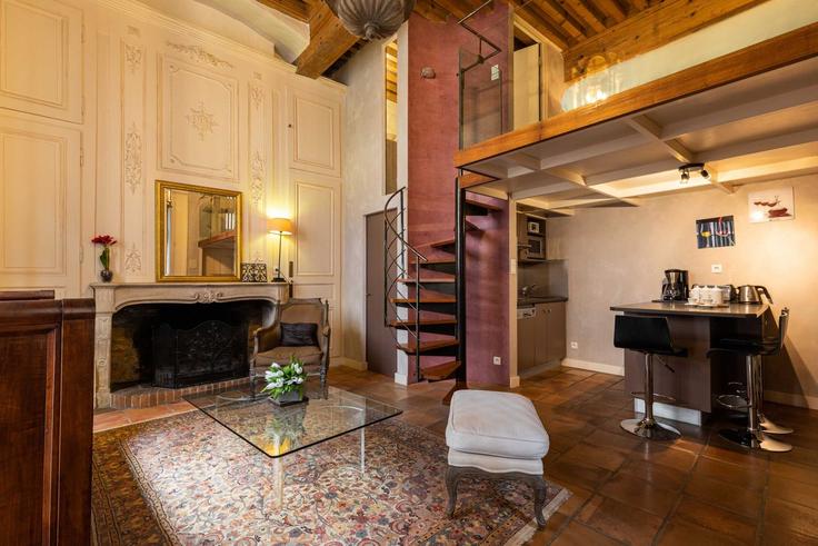5th arrondissement, Lyon에 위치한 Building Rue du Bœuf - checkmyguest - 1348772 유닛의 세련된 인테리어가 돋보이는 거실