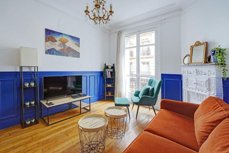Elegante sala de estar con mobiliario moderno en un apartamento en Building Rue Lecourbe - checkmyguest - 1271261 - PAR en 15th arrondissement, Paris Elegante sala de estar con mobiliario moderno en un apartamento en Building Rue Lecourbe - checkmyguest - 1271261 - PAR en 15th arrondissement, Paris
