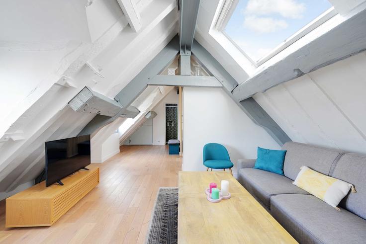 3rd arrondissement, Paris 소재 Building Rue des Rosiers - checkmyguest - 1349563 유닛에 마련된, 현대적인 가구로 꾸며진 우아한 디자인의 거실