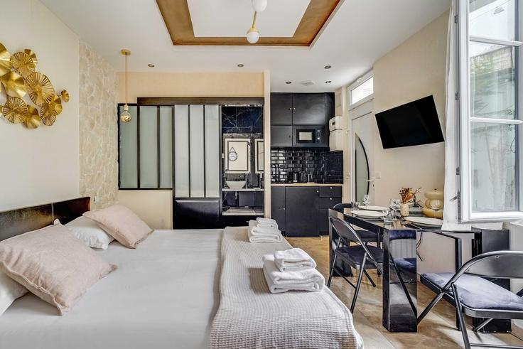 10th arrondissement, Paris에 위치한 Building Rue de l'Échiquier - checkmyguest - 1350895 유닛의 세련된 인테리어가 돋보이는 거실 10th arrondissement, Paris에 위치한 Building Rue de l'Échiquier - checkmyguest - 1350895 유닛의 세련된 인테리어가 돋보이는 거실