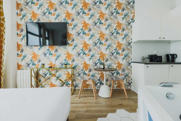 Building Rue Crétet - checkmyguest - 1350369 adresindeki bir dairede modern mobilyalarla zarif bir şekilde tasarlanmış oturma odası 9th arrondissement, Paris Building Rue Crétet - checkmyguest - 1350369 adresindeki bir dairede modern mobilyalarla zarif bir şekilde tasarlanmış oturma odası 9th arrondissement, Paris